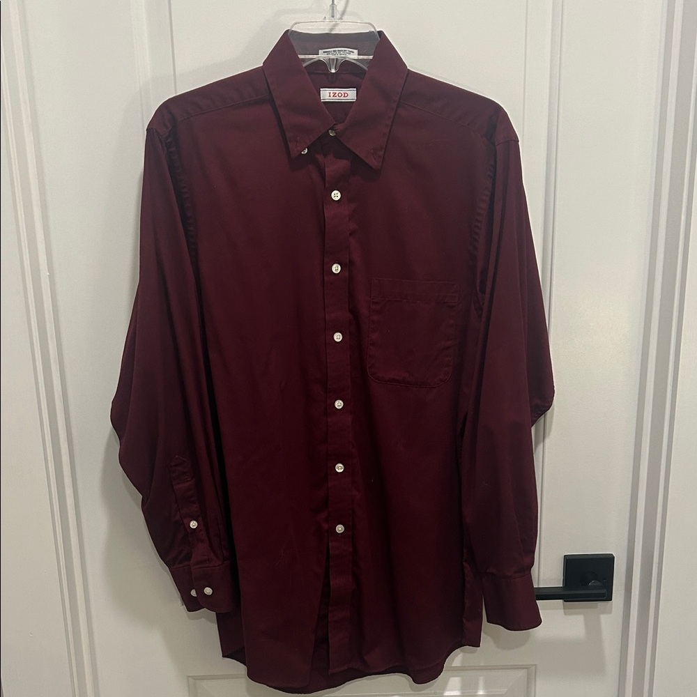 Izod Men's Dark Red Casual Button Down Shirt